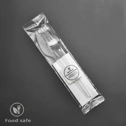 ერთჯერადი დანა, ჩანგალი + ხელსახოცი.